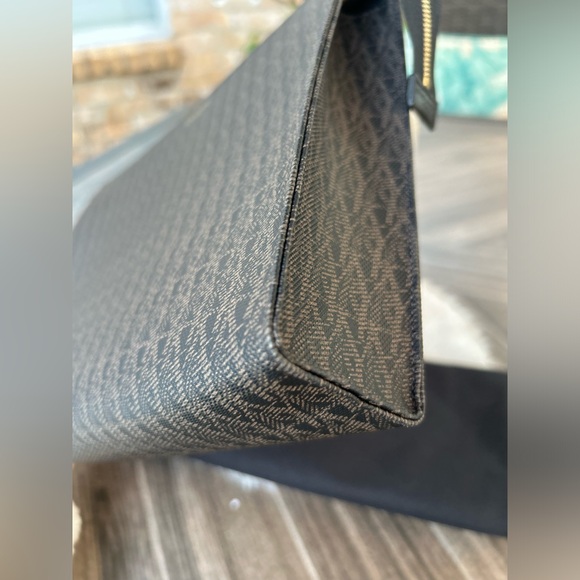 Saint Laurent Monogram Toiletry Bag - Picture 7 of 16